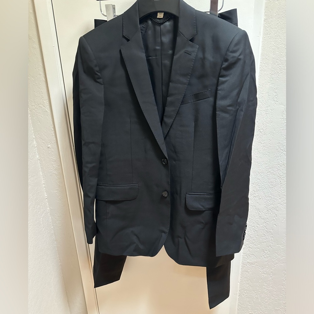 Men’s Burberry London Full Suit Size 48S